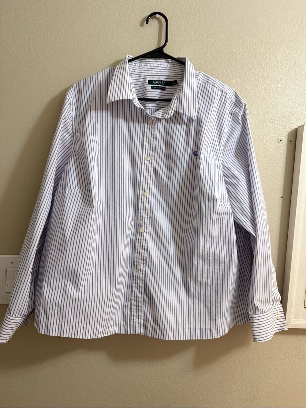 Ralph Lauren Blue and White Striped Cotton Dress Shirt - Picture 2 of 6